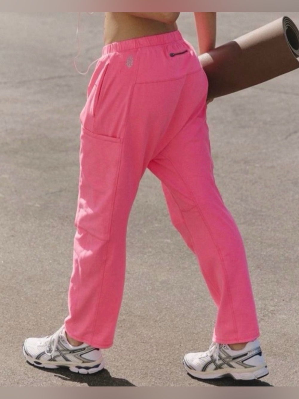 Free People Hot Shot Easy Pants. NWT. Cotton candy